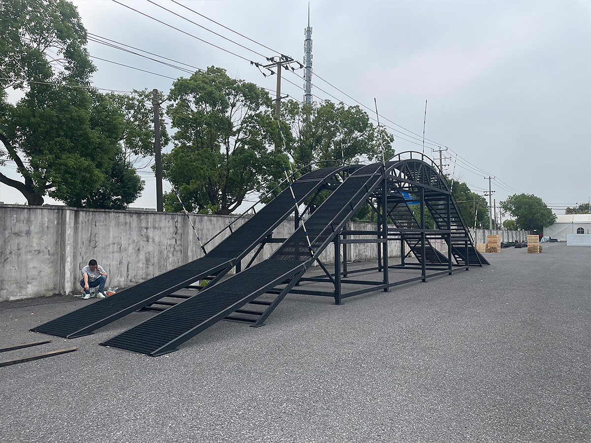 4mtf-01.jpg
