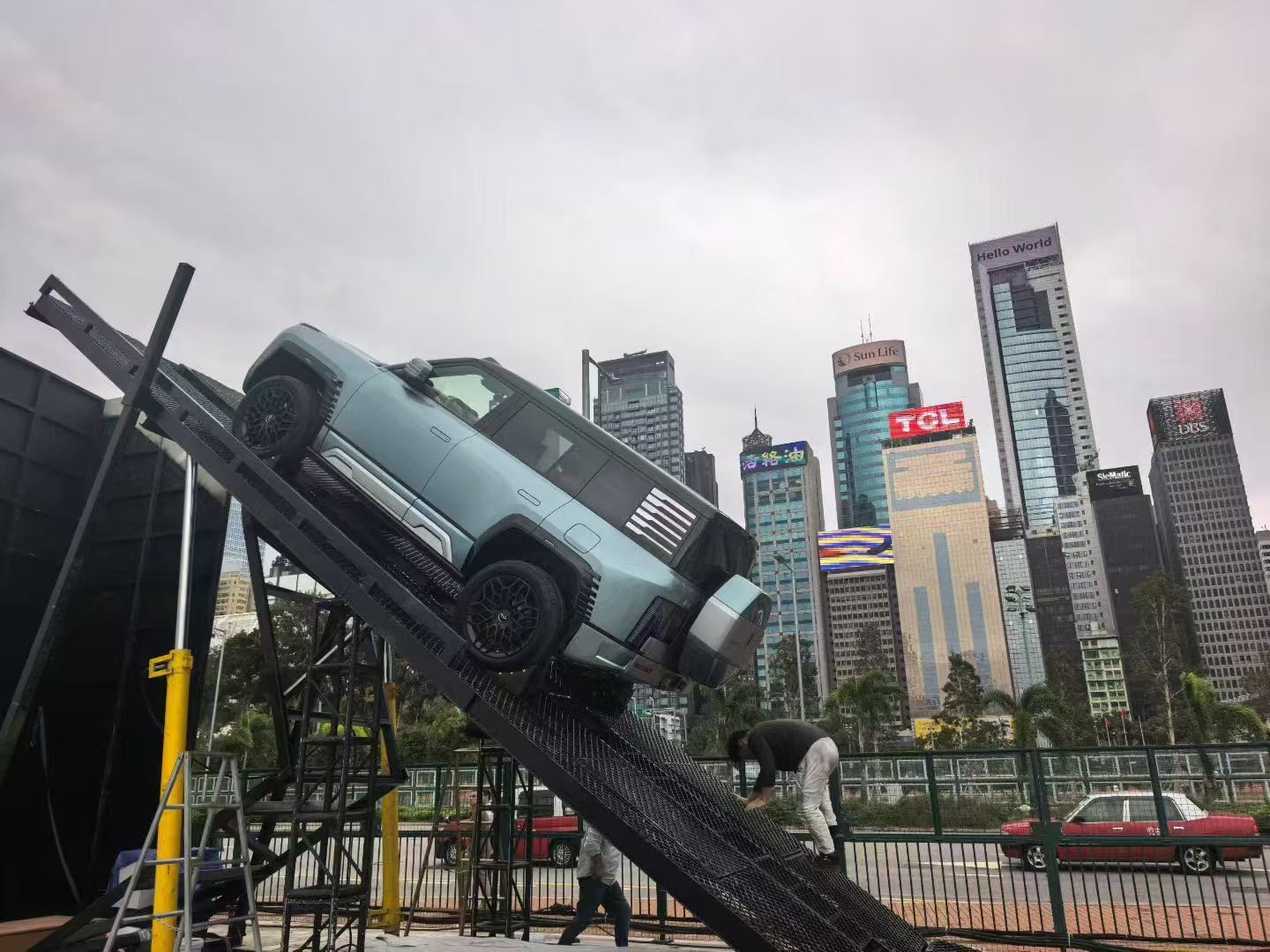 微信图片_20251107132244_391_237.jpg